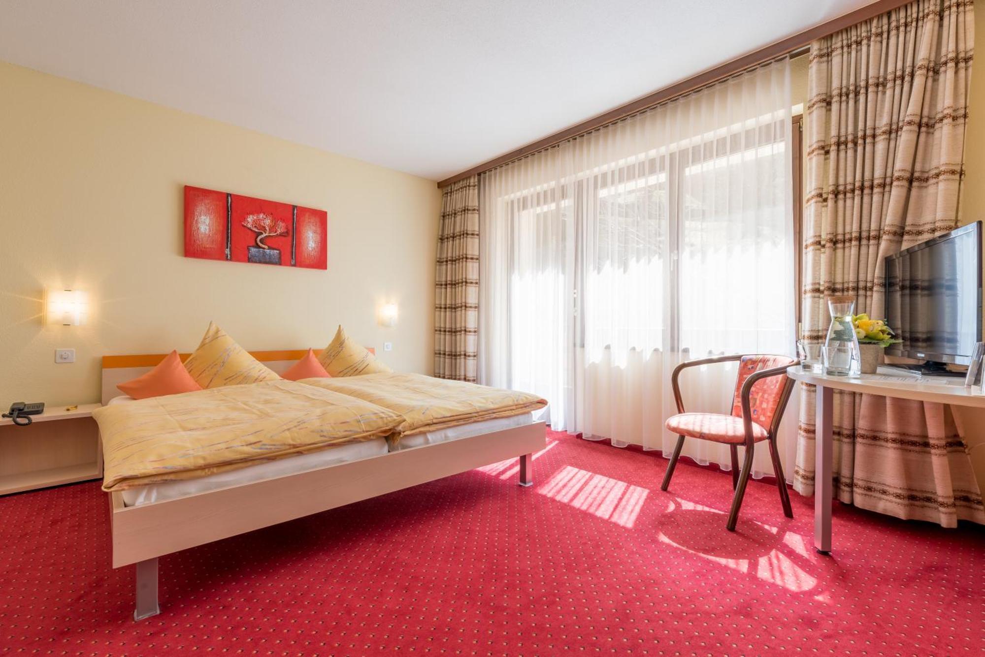 Hotel Alex Leukerbad Kültér fotó